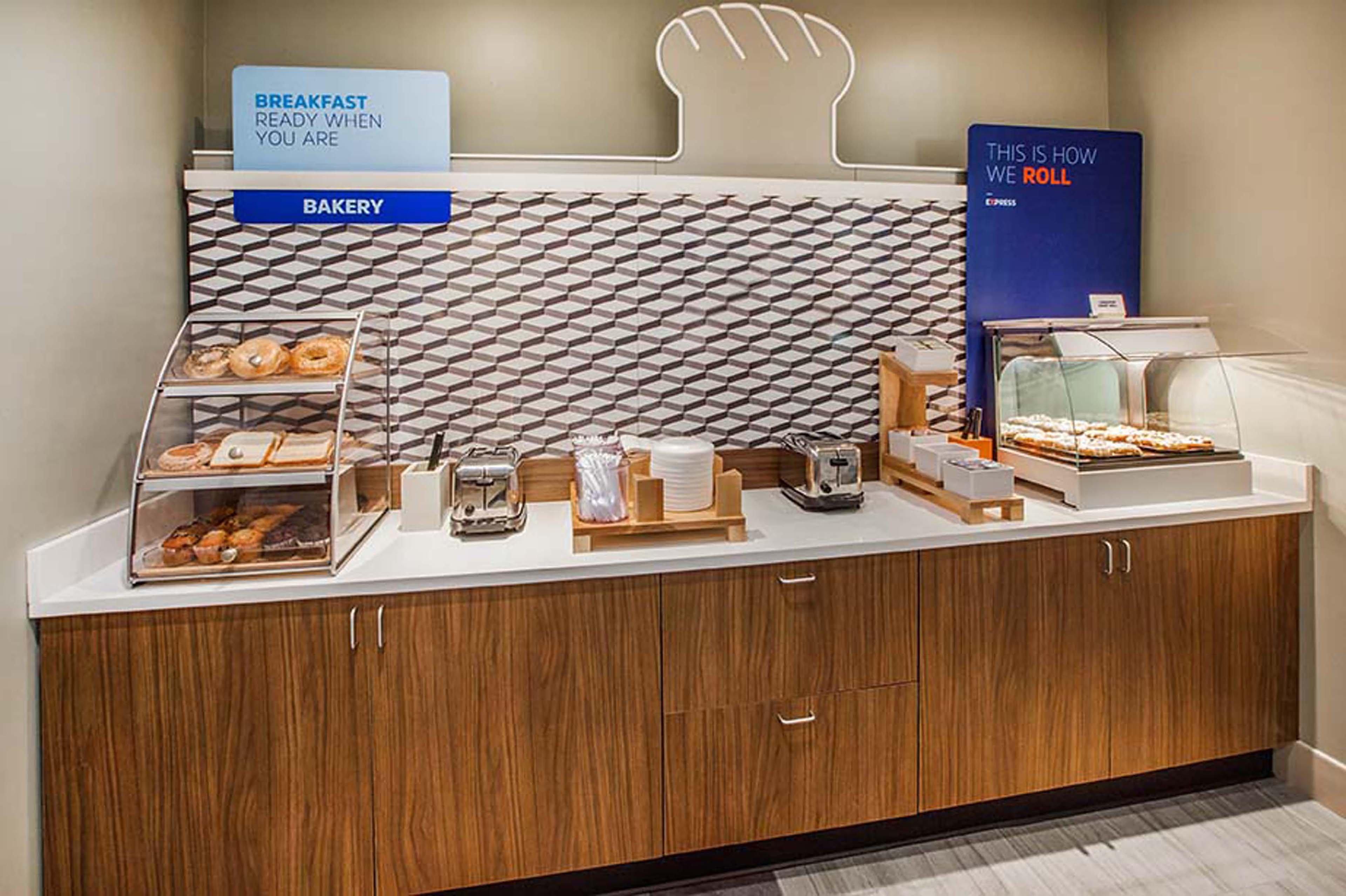 Holiday Inn Express & Suites West Plains Southwest By Ihg Dış mekan fotoğraf
